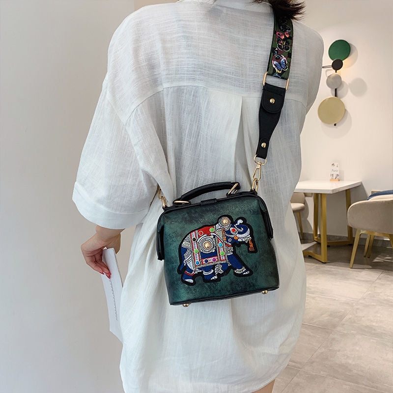 Vintage Embroidery Elephant Women Bag With Wide Butterfly Shoulder Strap